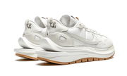 Nike Vaporwaffle Sacai Sail Gum