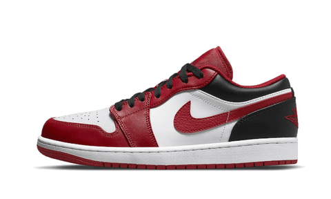 Jordan 1 Low Bulls